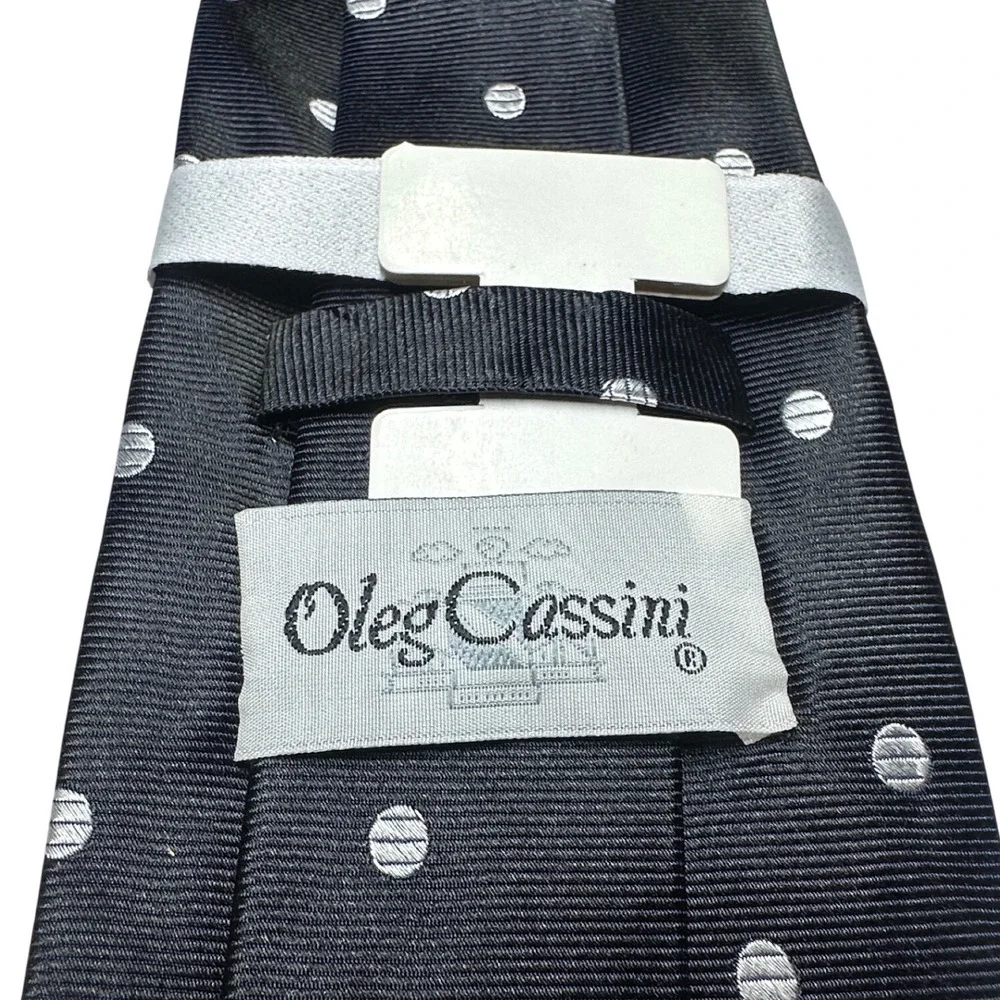 Oleg Cassini Mens Silk Necktie Navy Blue Silver Polka Dot Hand‎ Made Classic Tie